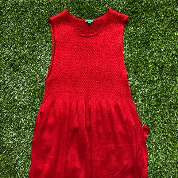 Benetton ♥️ Cute red dress. Classic everywhere ♥️ - Picture 1 of 12